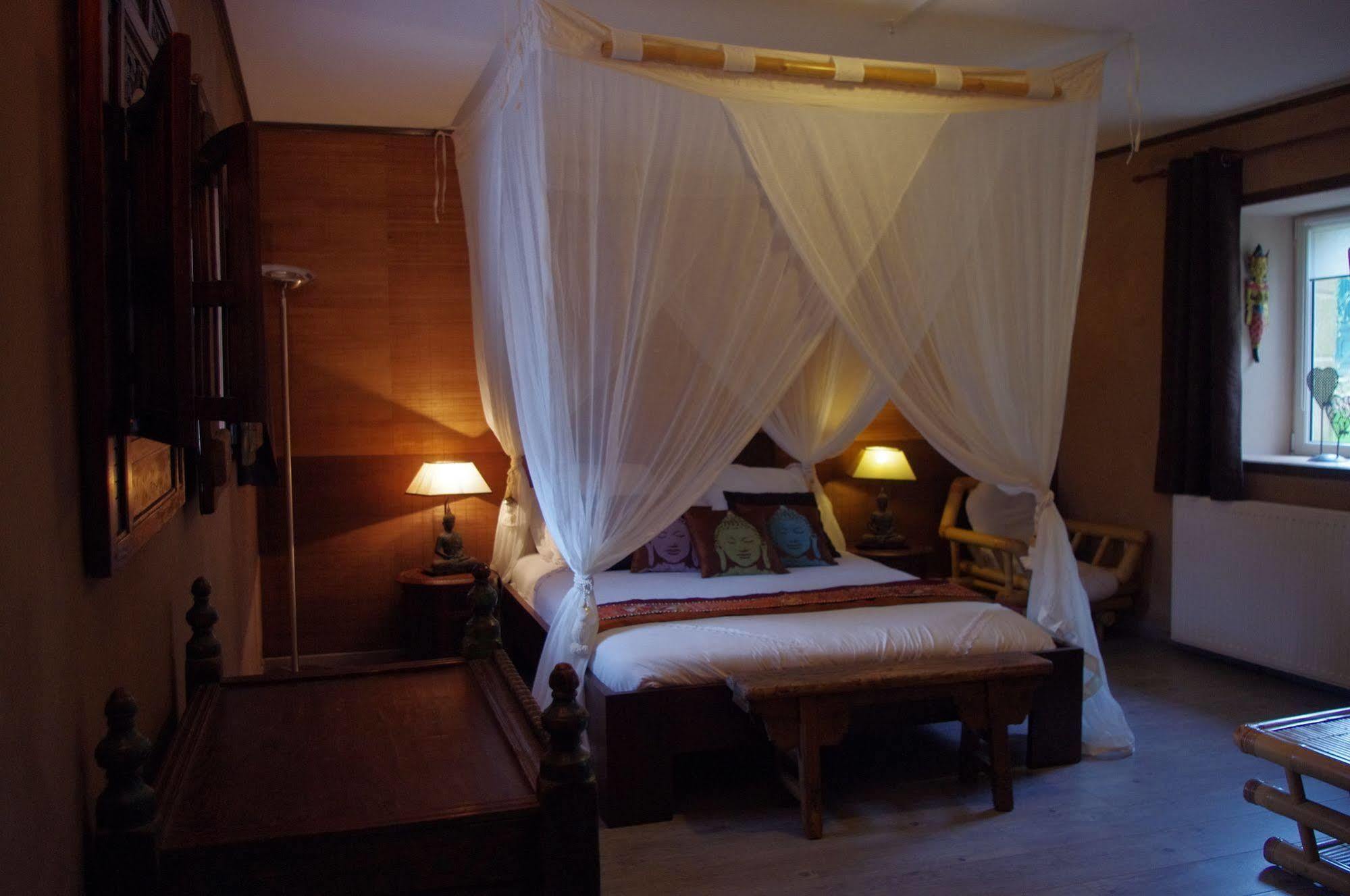 Bed and Breakfast Le Domaine De Saint-Thomin Nostang Exteriér fotografie