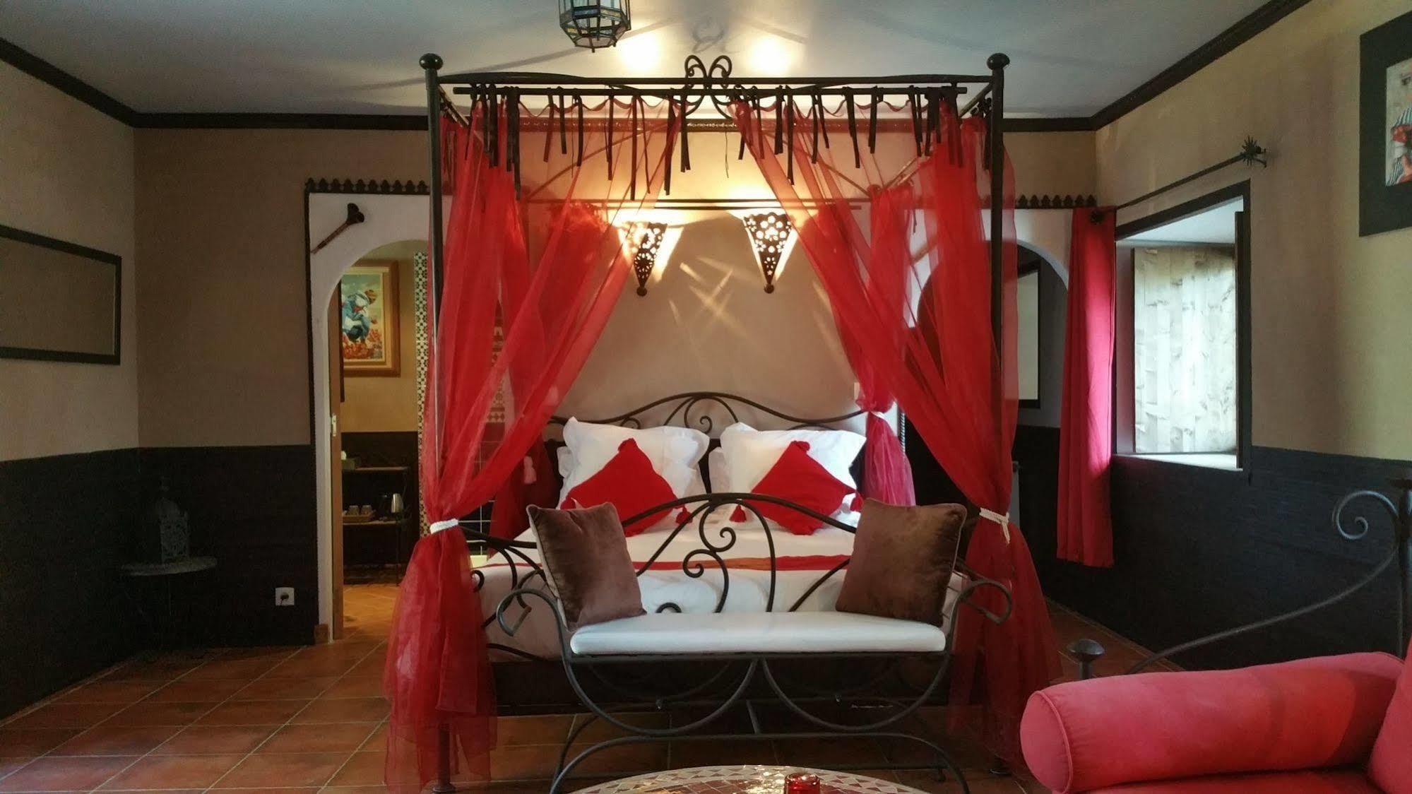 Bed and Breakfast Le Domaine De Saint-Thomin Nostang Exteriér fotografie